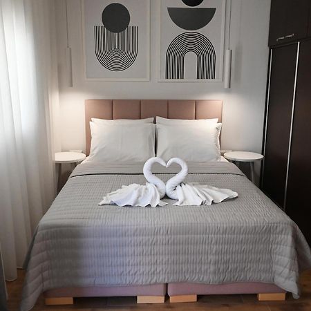 קאבאלה Mouson Luxury Suite With Free Private Parking מראה חיצוני תמונה