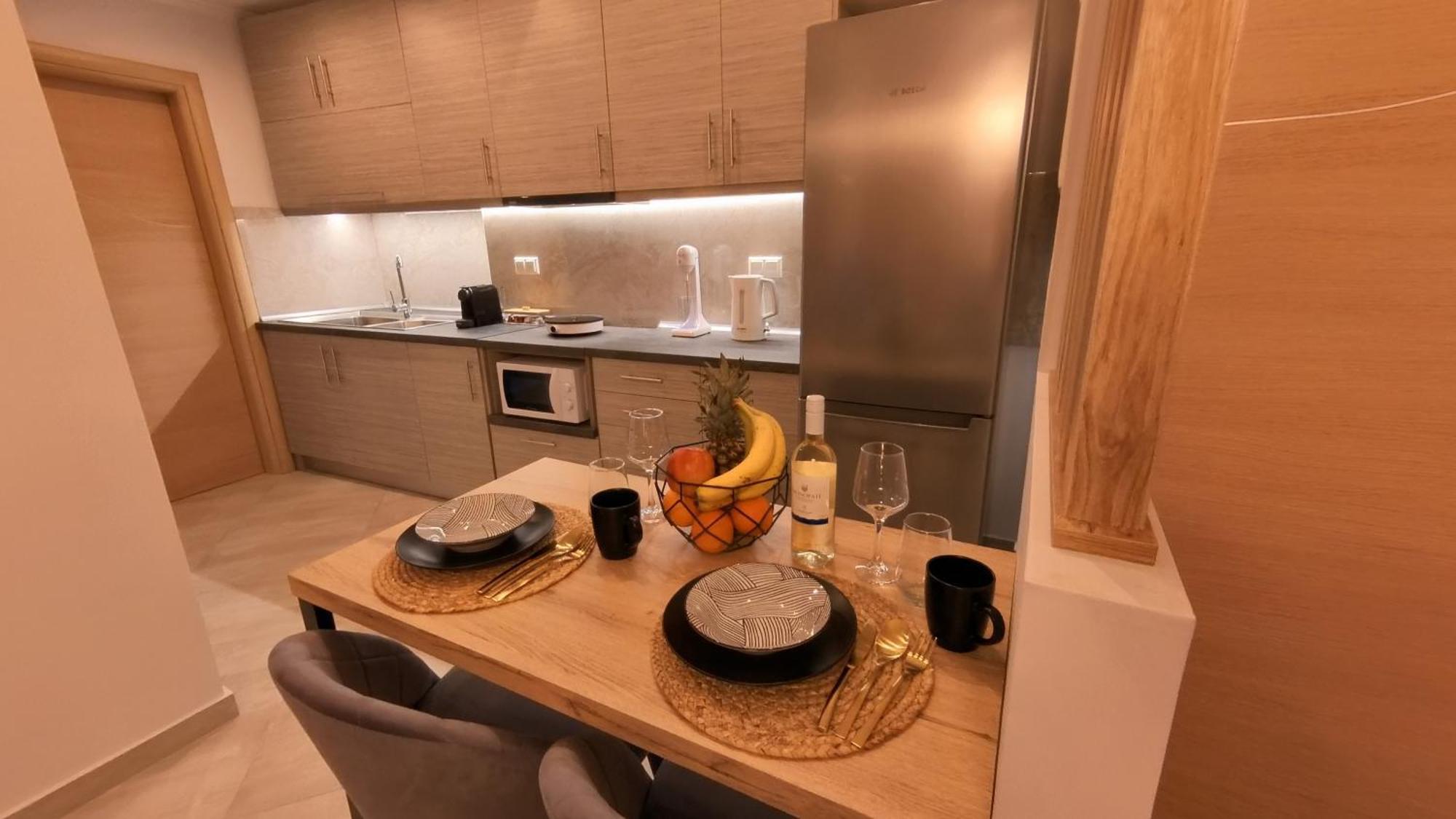 קאבאלה Mouson Luxury Suite With Free Private Parking מראה חיצוני תמונה