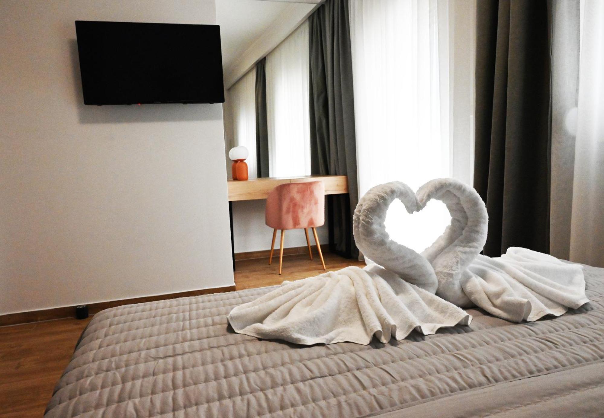 קאבאלה Mouson Luxury Suite With Free Private Parking מראה חיצוני תמונה